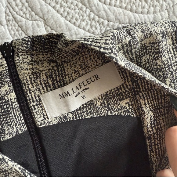 M.M. LaFleur - The Aditi 2.0—Modern Houndstooth - Black / Sand - Picture 5 of 12